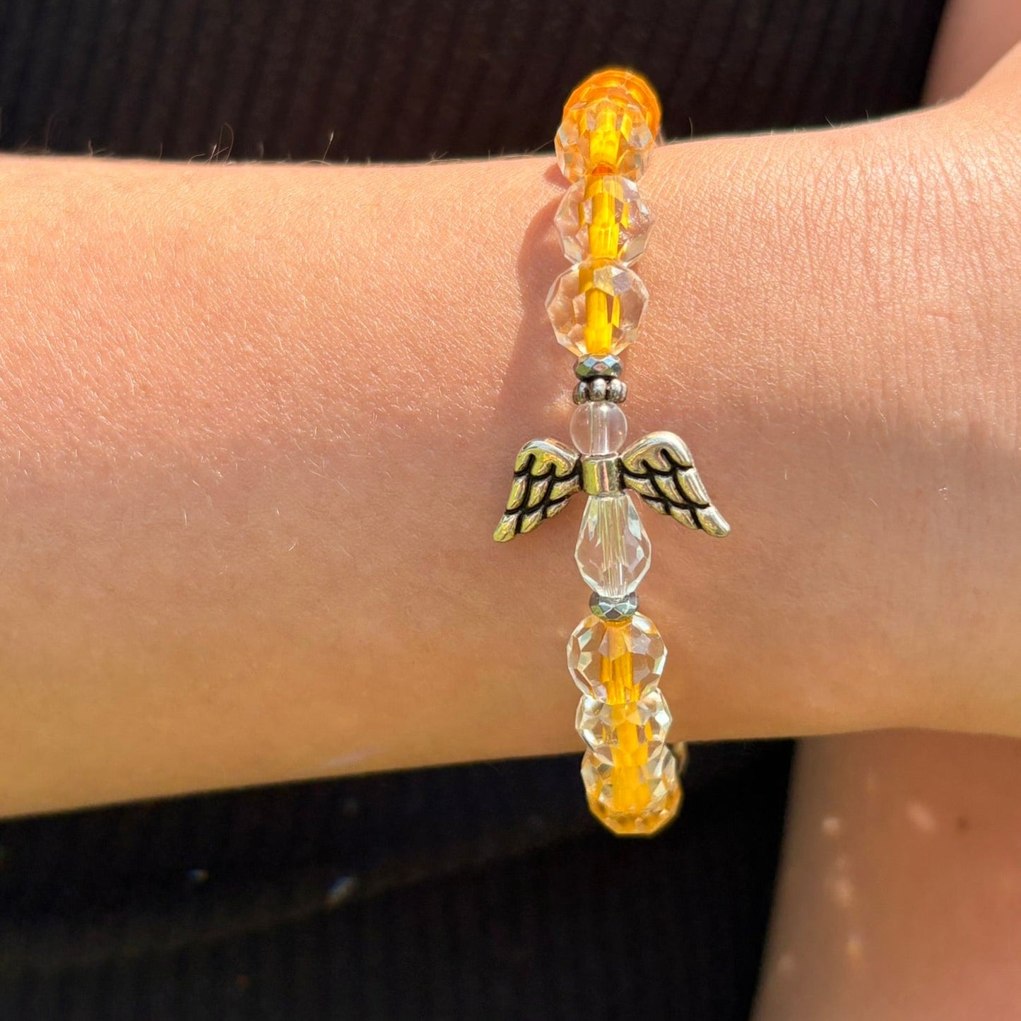 Thin Gold Line Beaded Bracelet