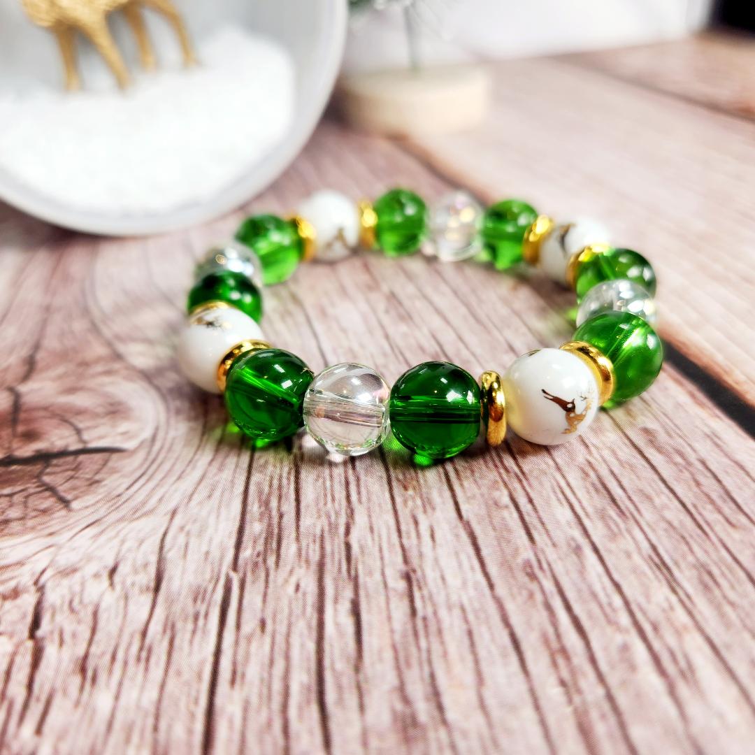 Green Gold Reindeer Beaded Bracelet