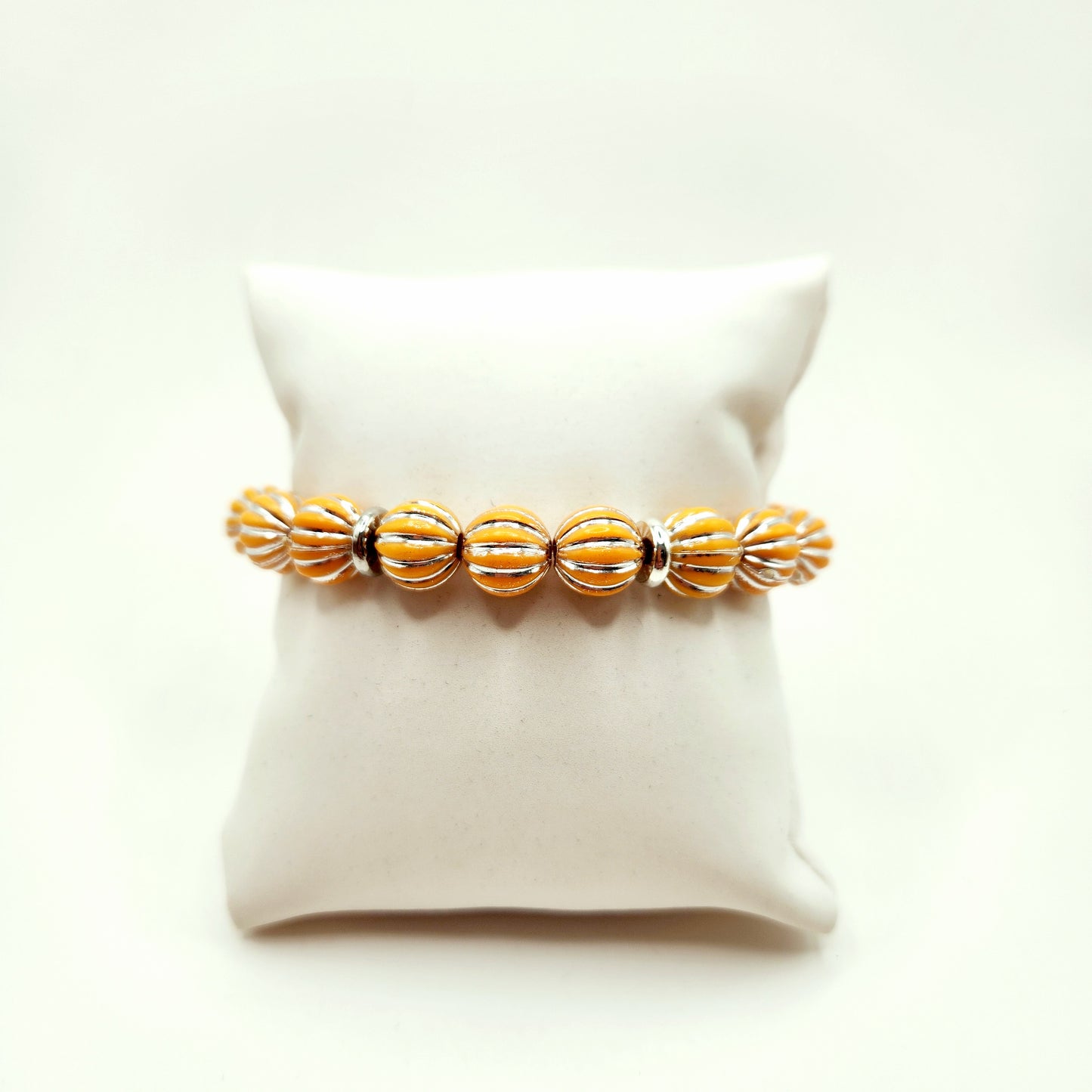 Grooved Pumpkin Beaded Bracelet