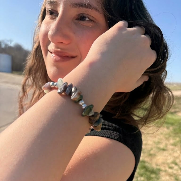 Agate Chip Beaded Bracelet