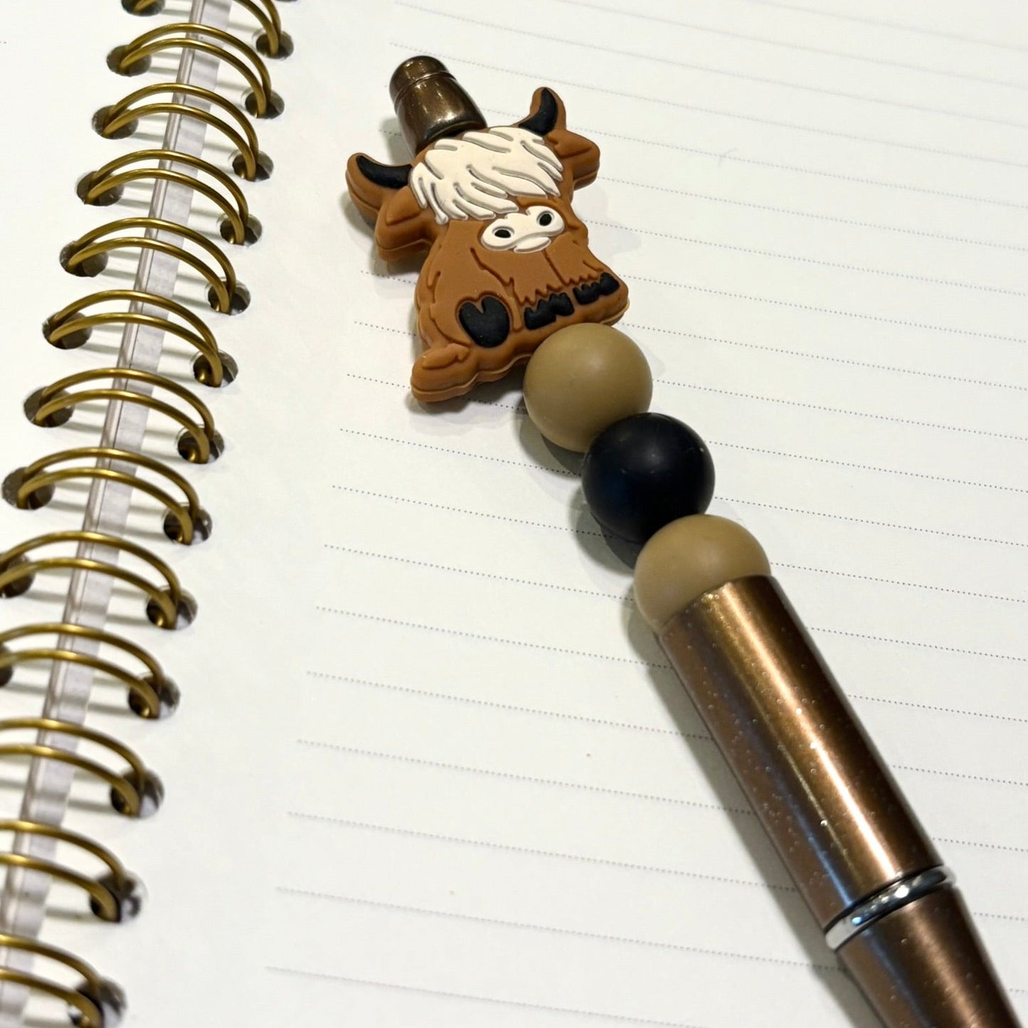 Highland Cow Beaded Pen