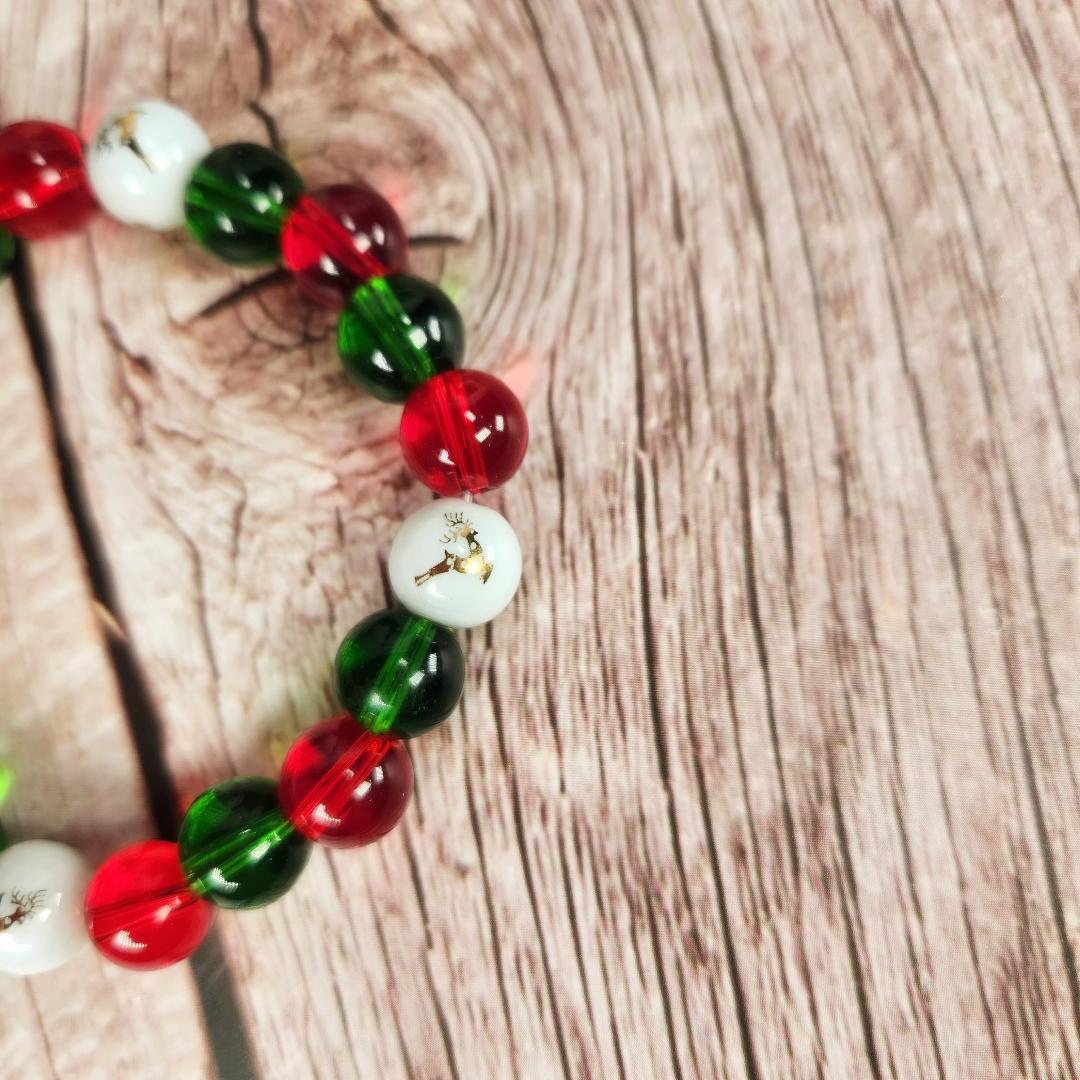 Red Green Reindeer Beaded Bracelet