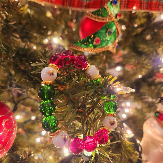 Red Green Gold Christmas Tree Beaded Bracelet